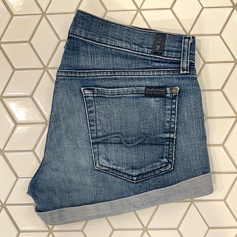 🌟HP🌟7 For All Mankind Cuffed Shorts
